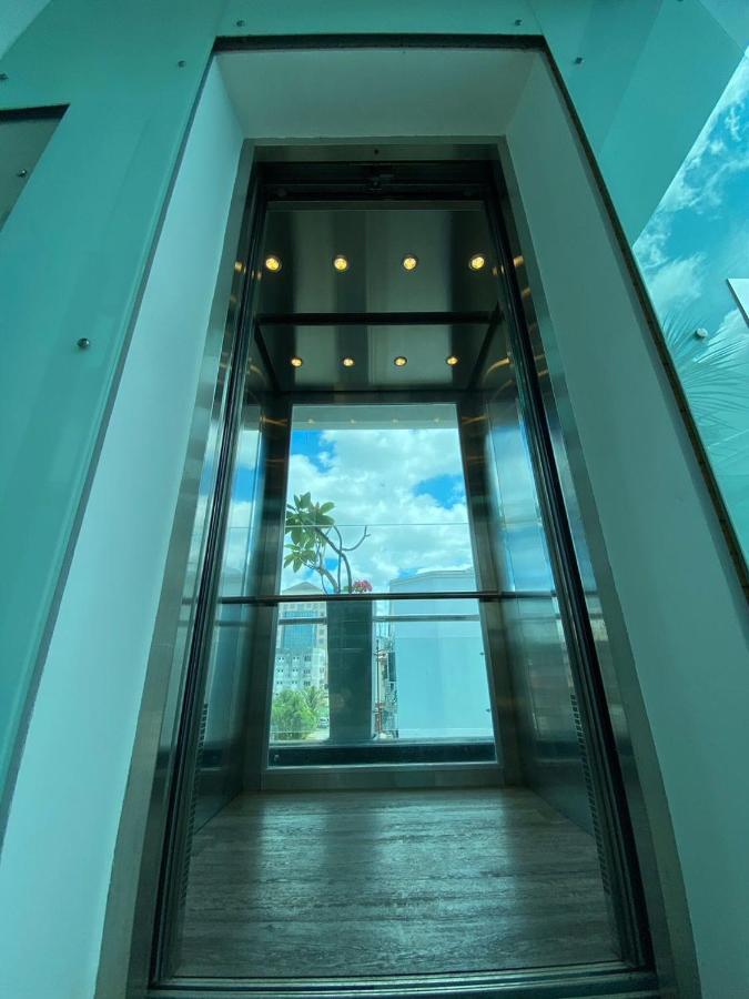 Wesberly Apartments Kuching Buitenkant foto